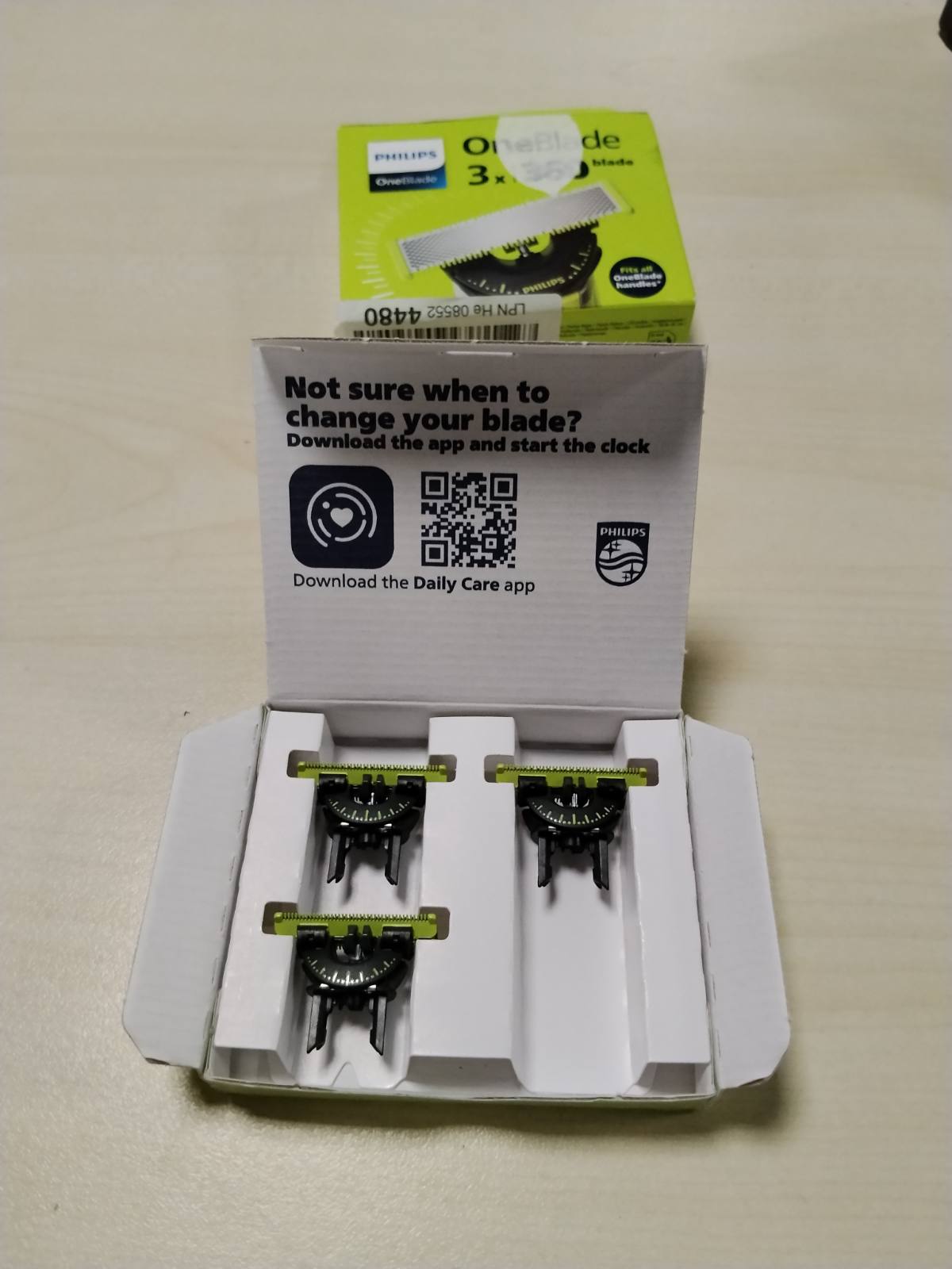296798 - PHILIPS Tehe OneBlade Original 360, të pajtueshme me të gjitha modelet OneBlade dhe OneBlade Pro, 3 copë (modeli QP430/60)