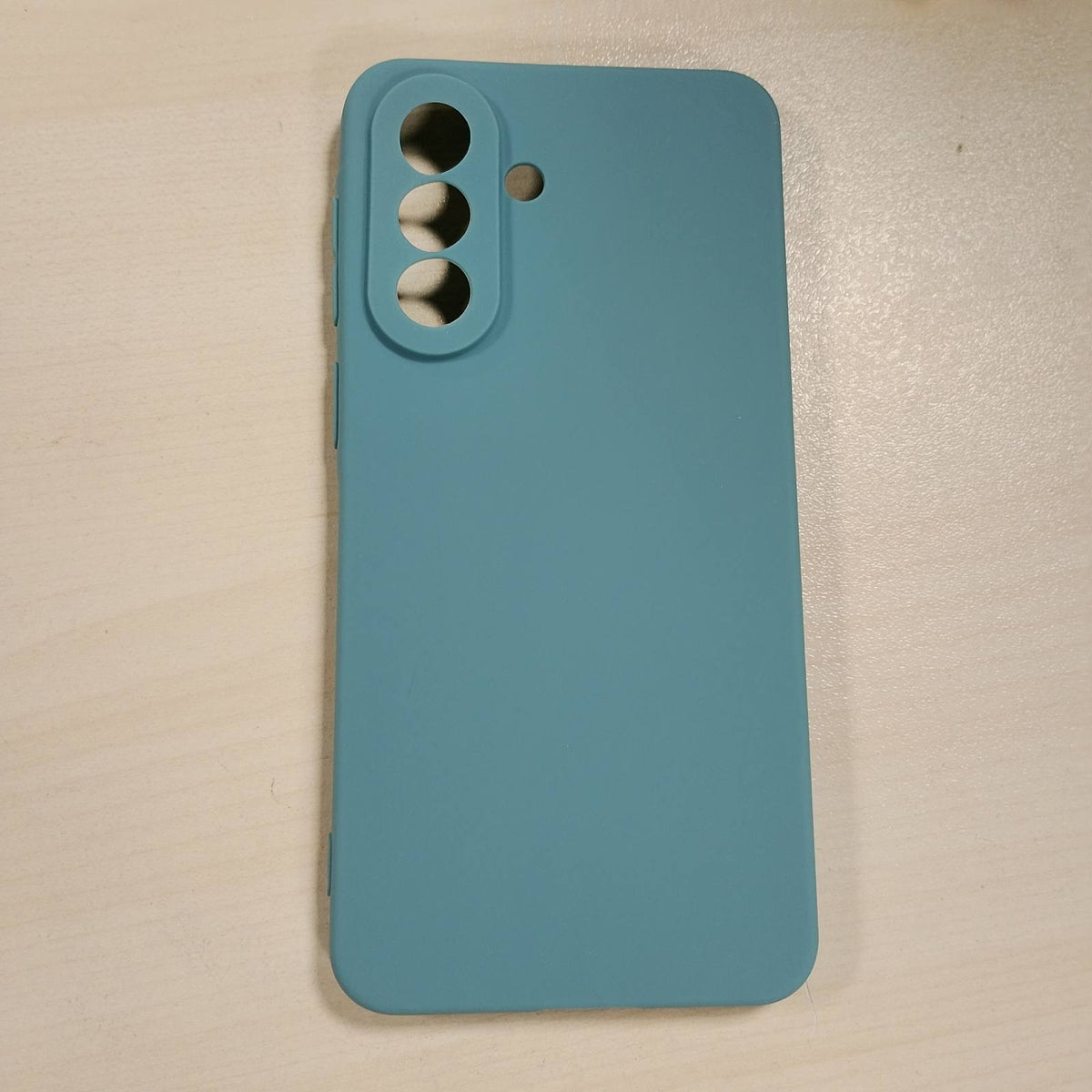296470 - KWMOBILE Mbështjellëse për Samsung Galaxy A57 5G, Mbështjellëse e butë prej silikoni, Arctic Night