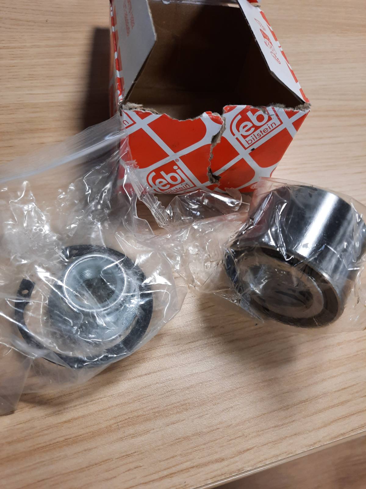 314071 - FEBI BILSTEIN 05538 - Kit kushinetash rrotash me dado boshti dhe qark, 1 njësi