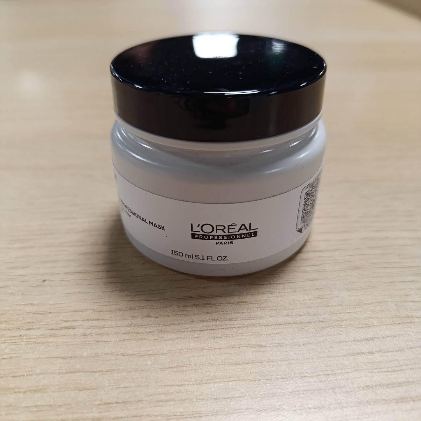 290001 - L'OREAL PROFESSIONNEL Maskë për Flokët me Detoks Metalesh, Parandalon Grumbullimin e Metaleve, Reduktim 87% i Këputjes, Për Flokë të Tharë, 150ml