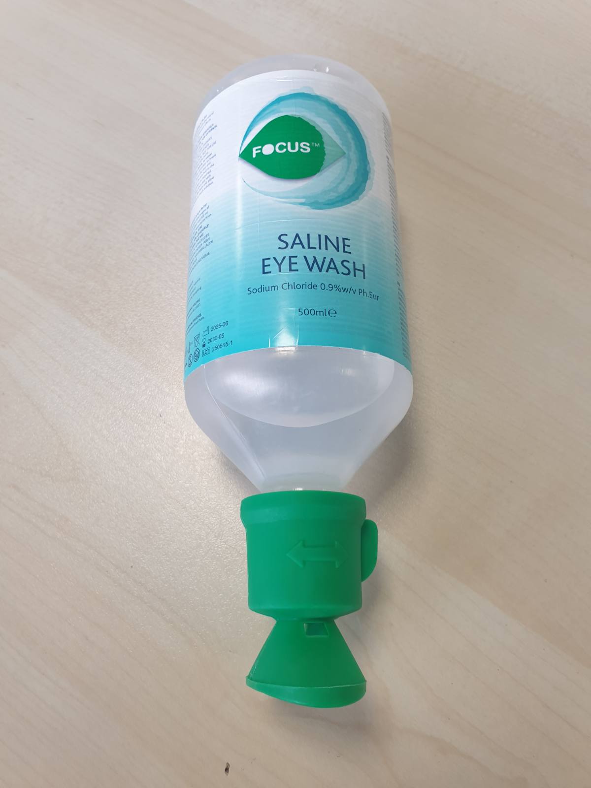 290352 - RELIANCE MEDICAL - Shpëlarës sysh me kripë Focus, 500 ml, Sterile me Kupë Syri me Formë Speciale, Përdorim i Vetëm, Ideal për Alergjitë