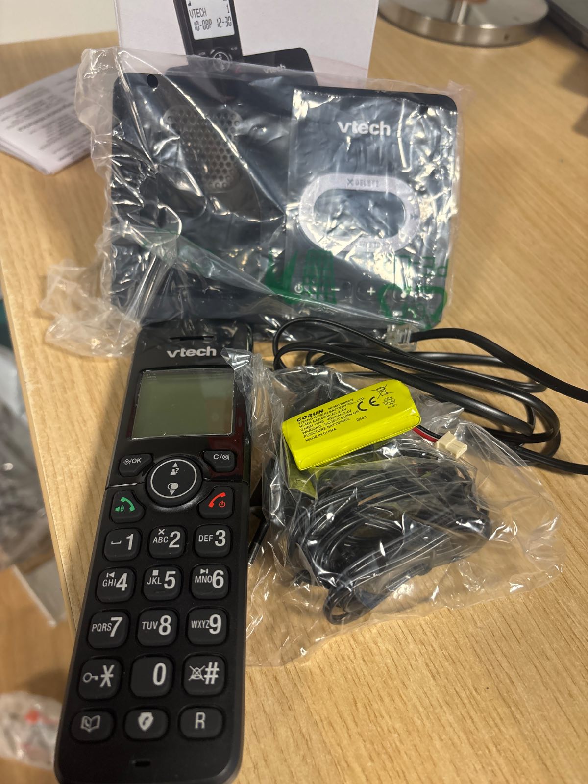 309968 - VTECH Telefon pa tel CS2050, Sekretari telefonike, Modaliteti Eco+, Telefon për të moshuar, Bllokim thirrjesh, Funksion pa duar, Butona të mëdhenj, Ekran 1 rresht, Ngjyrë e zezë