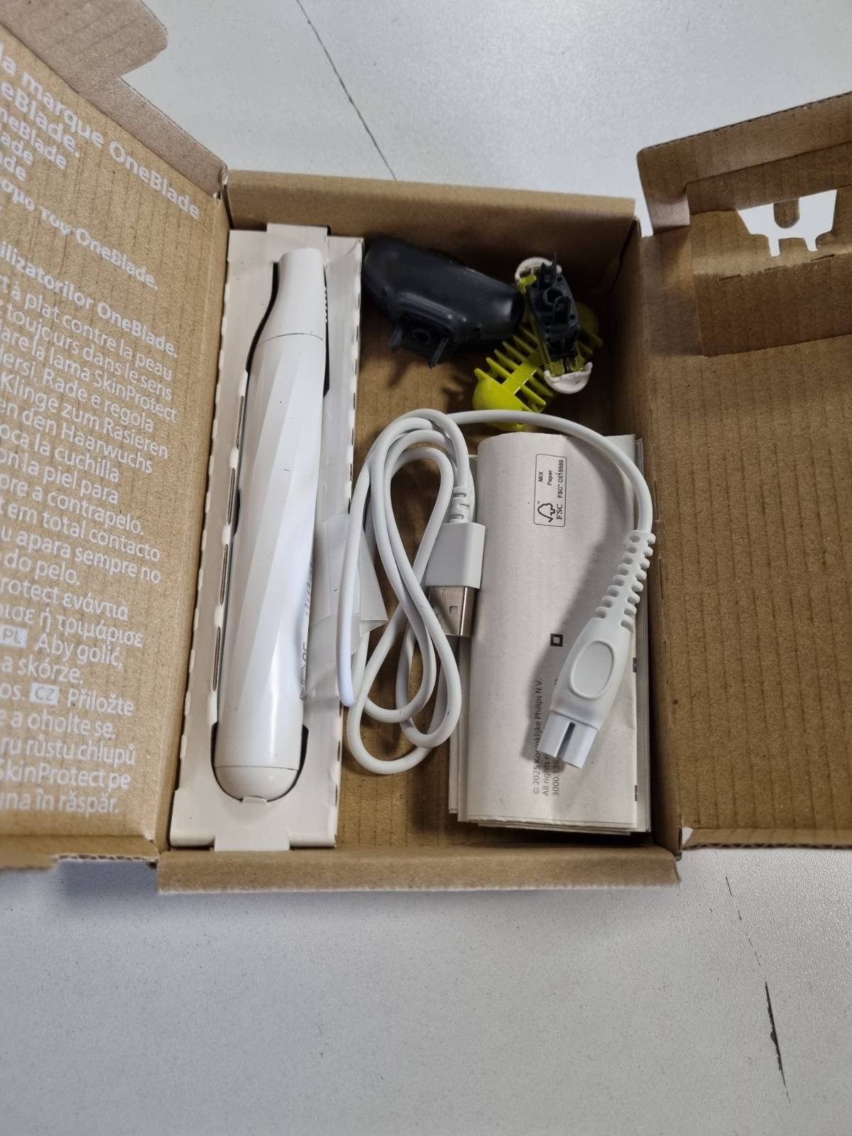 307317 - PHILIPS Makinë rroje intime Oneblade QP1924/30, për shkurtim dhe rruajtje me mbrojtje shtesë të lëkurës