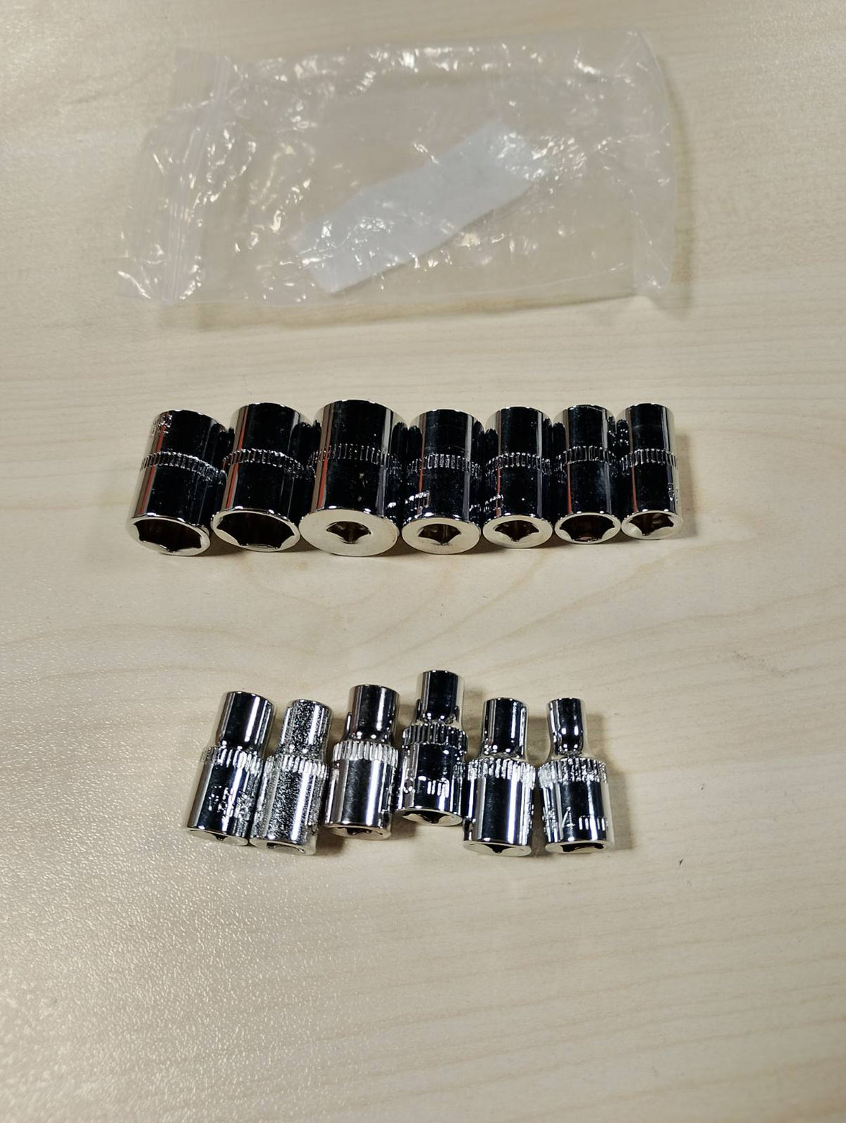 314486 - E-Torx Bestgle Set me 13 copë prizash, çelësa prizash Torx Hembr E-TORX 1/4 inç (6.3 mm), Version i shkurtër, 4-14 mm për riparimin e motoçikletave, biçikletave, mobiljeve etj.