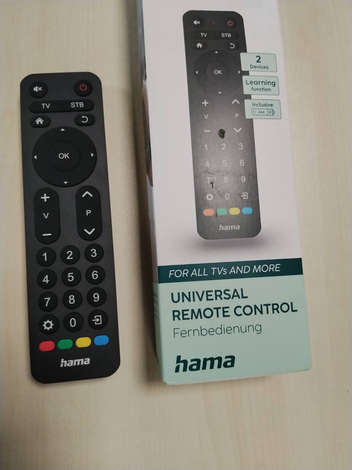305489 - Hama Telekomandë Universale për TV, për 2 pajisje, butona të mëdhenj, e zezë