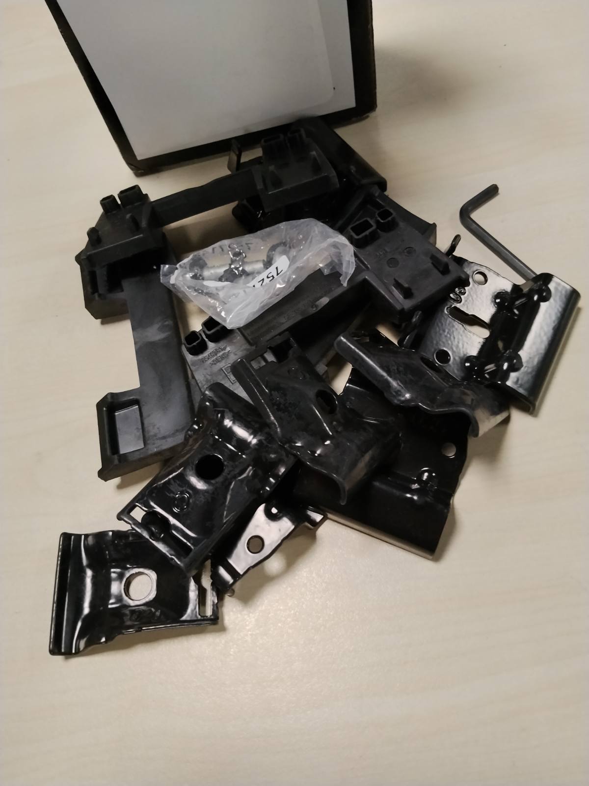 312645 - THULE Shinë e sheshtë Kit 6028