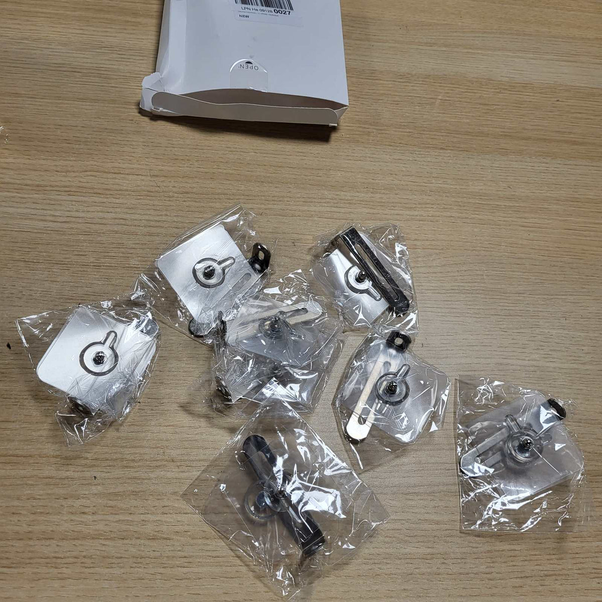 306885 - ANKORË Sigurie për Mobilje - 8 Sete Pajisjesh Kundër Rrëzimit, Ankorë Transparente Muri me Vida Vetëngjitëse