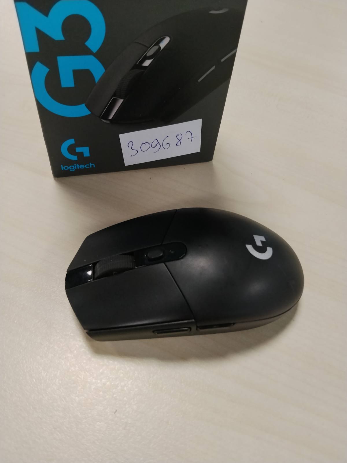 309687 - LOGITECH Maus për lojëra pa tel G G305 LIGHTSPEED, sensor HERO 12K DPI, lidhje pa tel, 6 butona të programueshëm, jetëgjatësi baterie 250 orë, i lehtë, PC/Mac - i zi