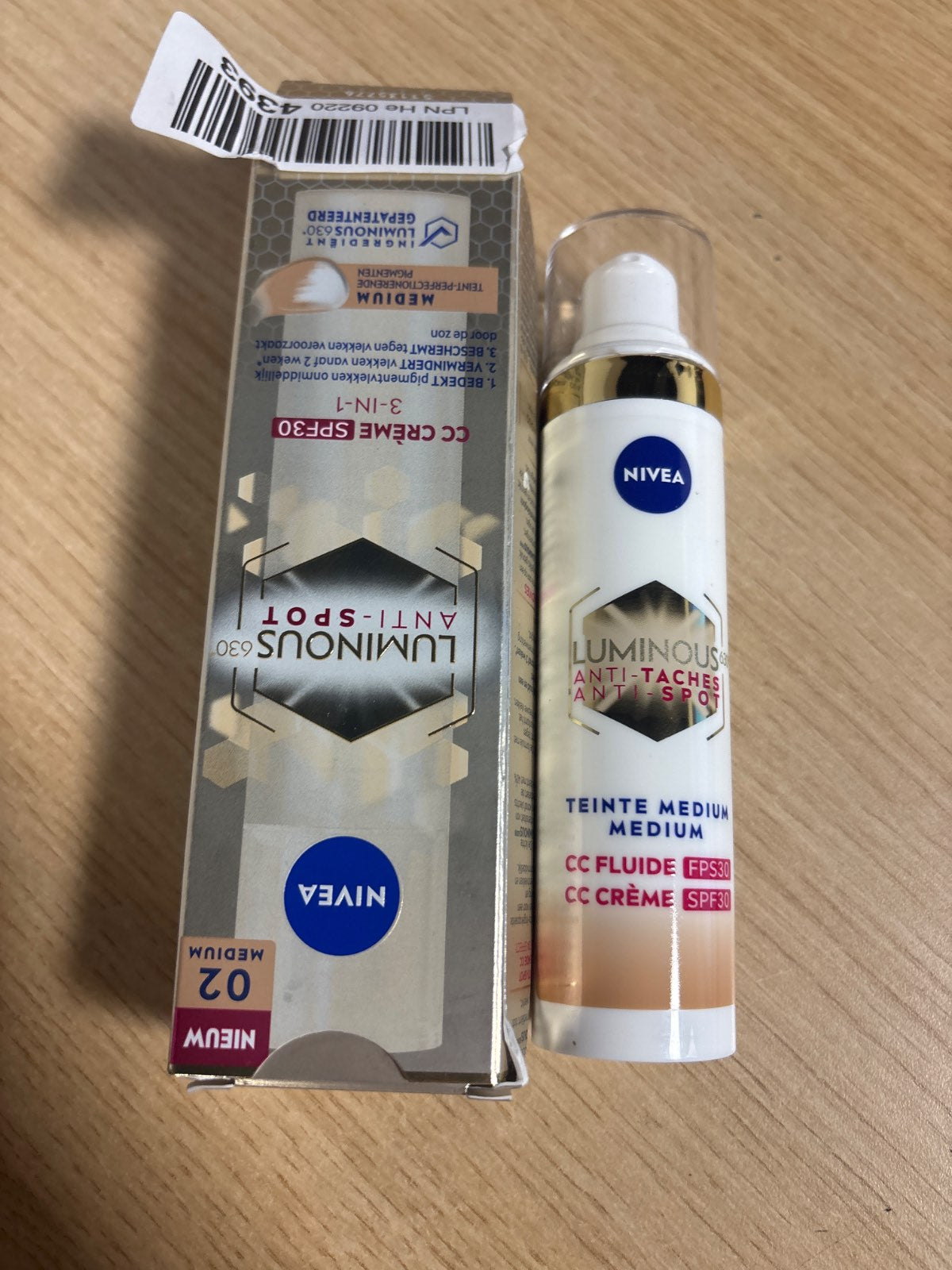 302112 - NIVEA Luminous 630 CC Krem i lëngshëm SPF30, 40ml, për njolla të errëta, nuancë mesatare, kujdes për fytyrën