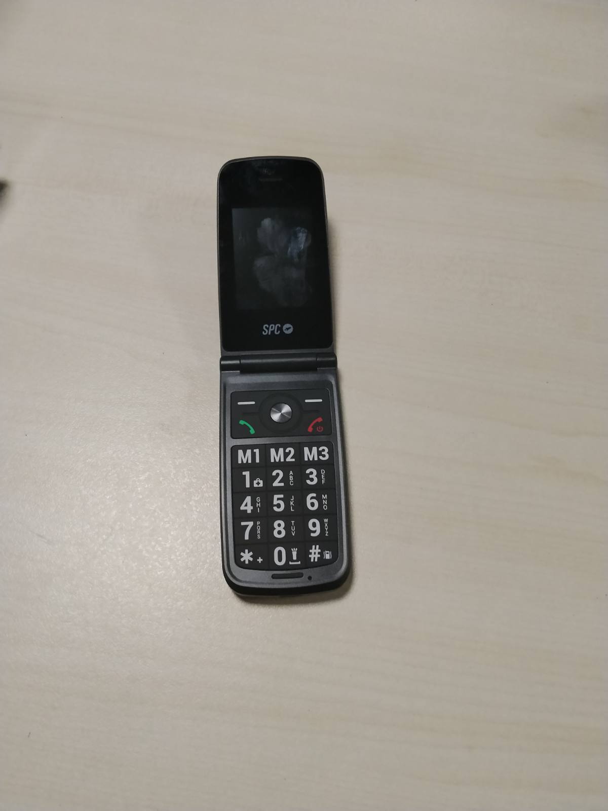 295684 - SPC TITAN 2 - Telefon për të moshuar, Butona të mëdhenj, 4G, i zi