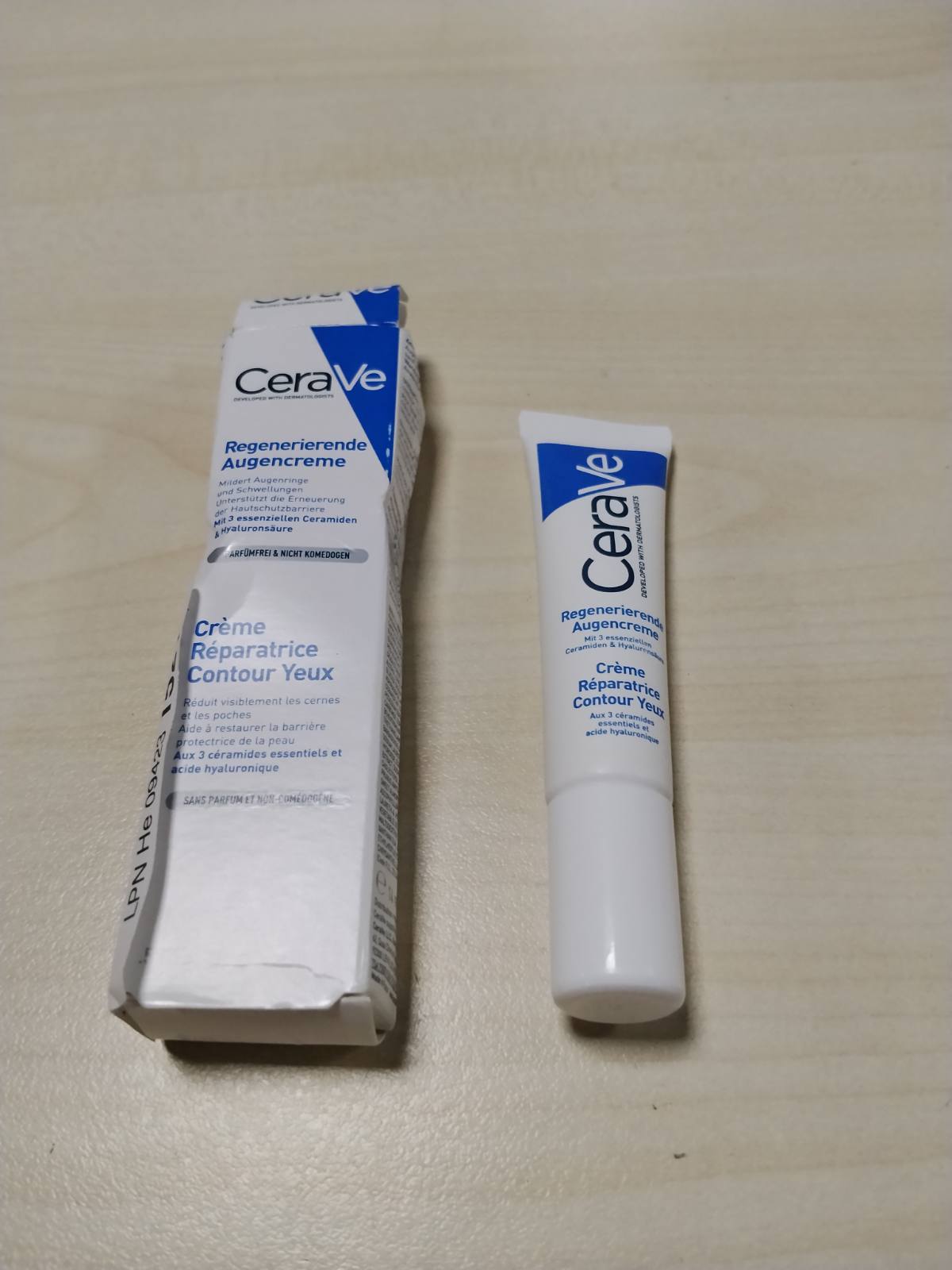 308077 - CERAVE Krem për Riparimin e Konturit të Syve, Hidratuese, Acid Hialuronik dhe Ceramide, Hidratim 24-orësh, Për Sy të Thatë