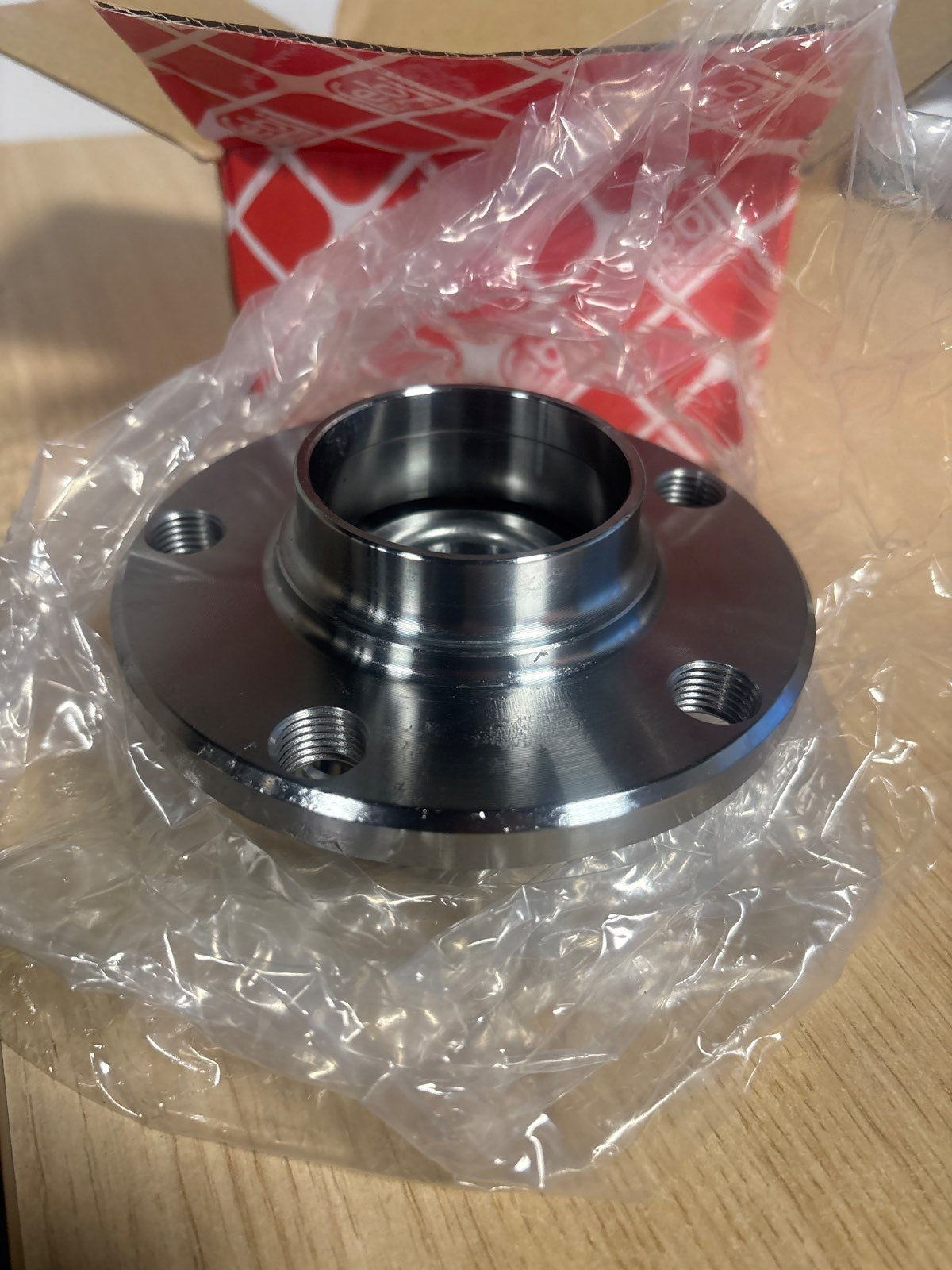 313209 - FEBI BILSTEIN 09521 | Kit kushinetash rrotash me bosht rrote dhe unazë pulsi ABS, 1 copë