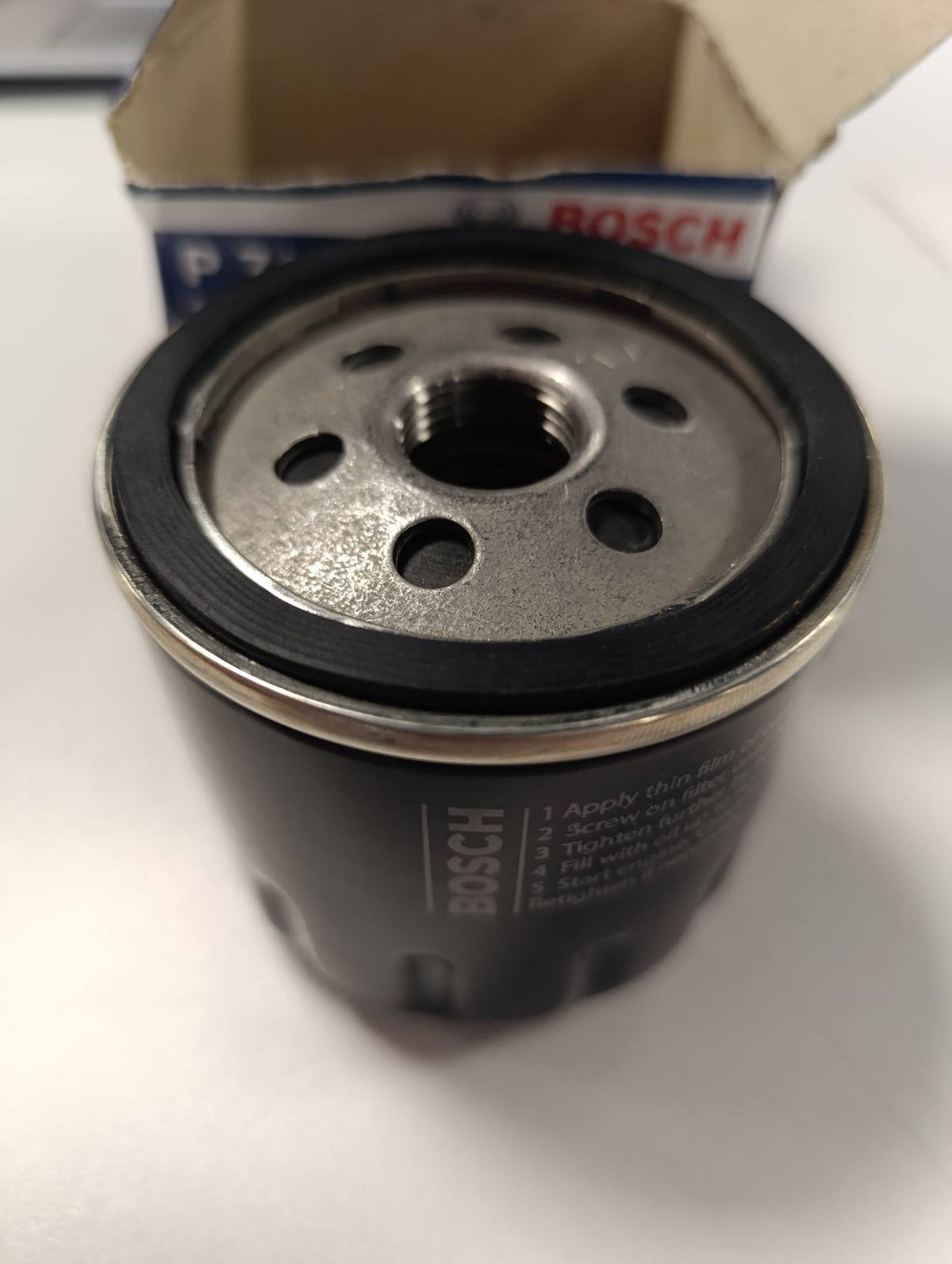 335333 - BOSCH Filtër vaji P7143 për makinë