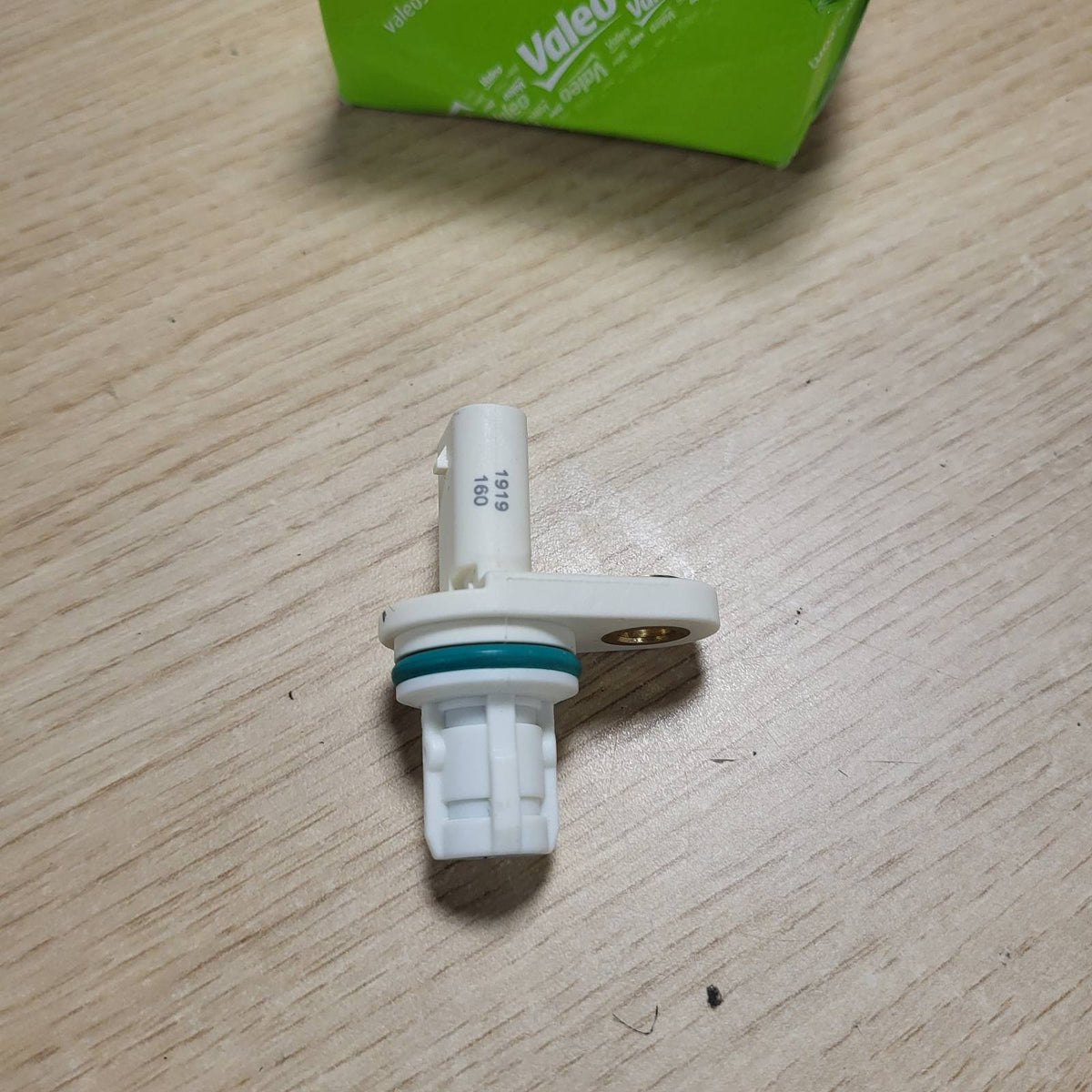 313596 - VALEO Sensori i Pozicionit të Boshtit të Kamgës 253869