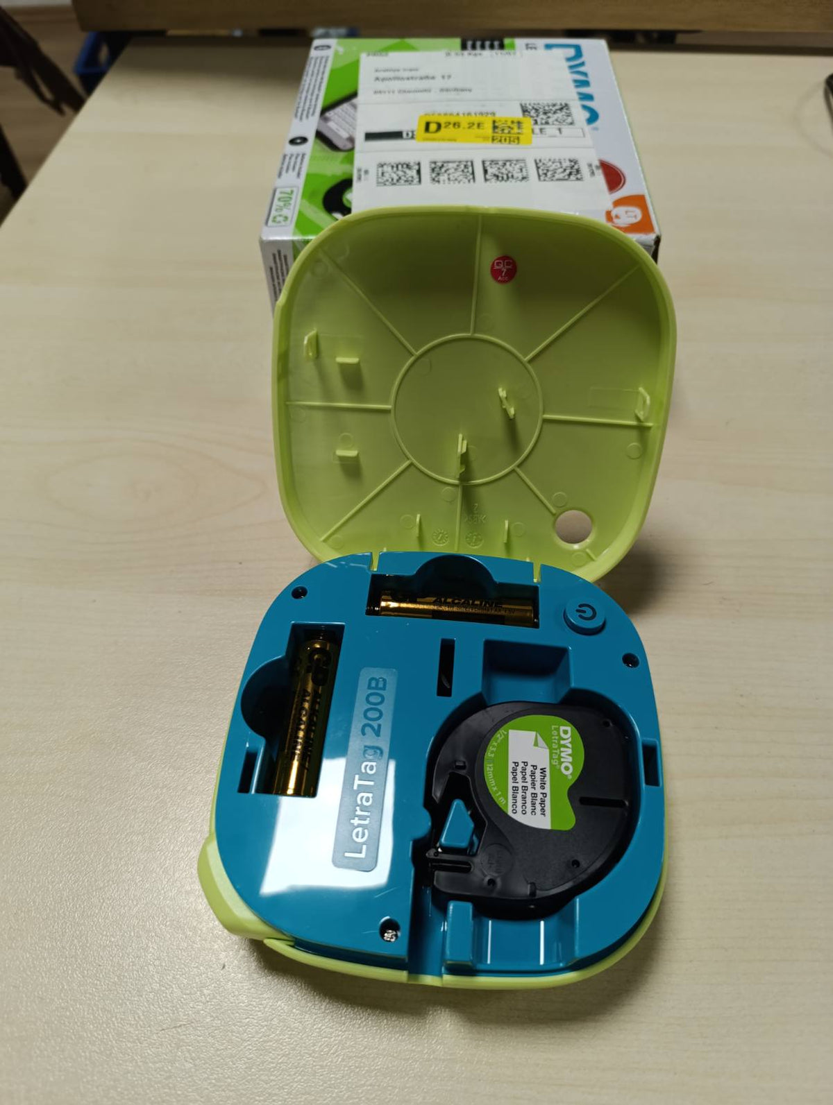 308861 - DYMO PRINTER ETIKETASH LETRATAG 200B, Bluetooth, përfshin 1 x shirit etiketash letre në të bardhë, ngjyrë e verdhë fëstëku