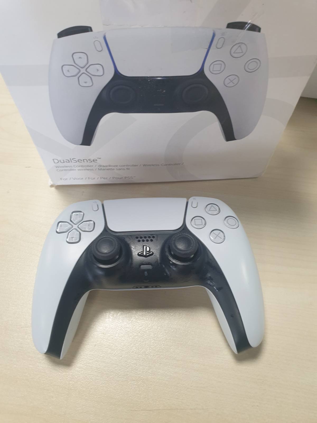 276243 - SONY PLAYSTATION®5, KONTROLLUES PA TEL DUALSENSE™, i bardhë