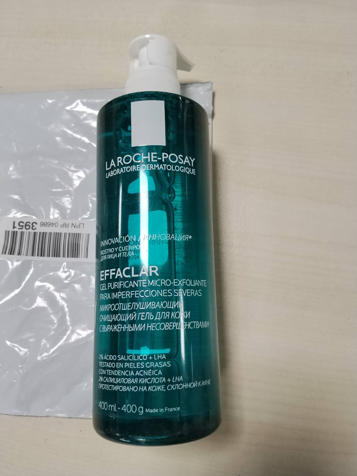 298411 - LA ROCHE-POSAY Xhel Pastrues Mikro-Eksfoliues Effaclar, 400 ml, I Pasuruar me Acid Salicilik, Për Lëkurë të Prirur ndaj Akneve