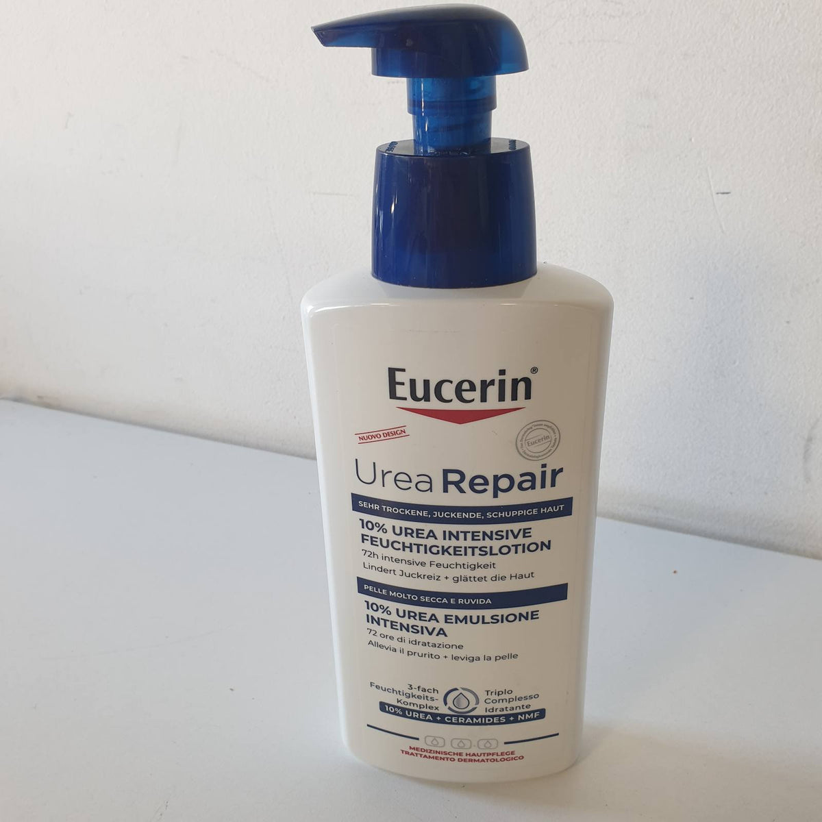311685 - EUCERIN Urea Repair Intensive Emulsion 10%, 400 ml, krem hidratues për trupin 72-orësh, 10% Ure dhe ceramide për lehtësim të lëkurës së thatë.