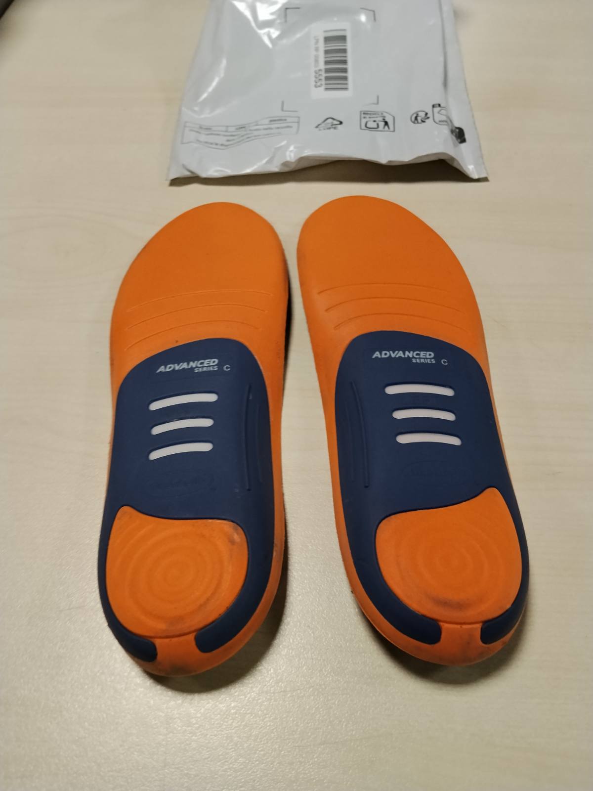 311530 - DR. SCHOLL Shtroja ortopedike të avancuara për lehtësimin e dhimbjeve, mbështetje për harkun e këmbës, mbushje shtesë, deri në 150 kg, madhësia 38-39