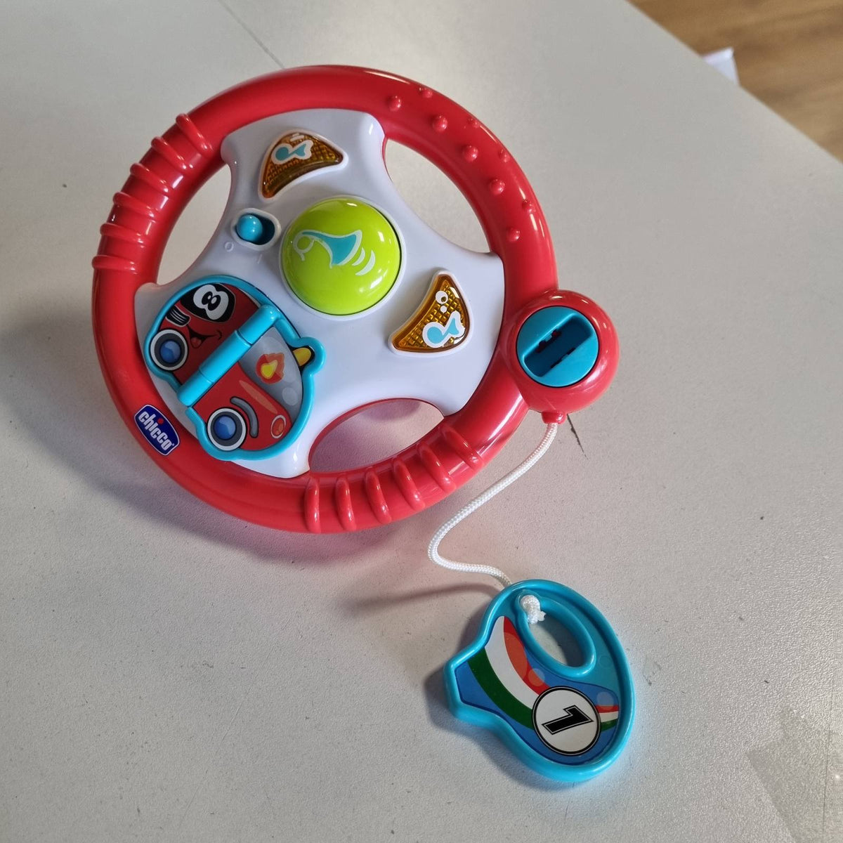 317518 - CHICCO Timon Elektronik për Bebe, me Tinguj dhe Drita, Aktivitete Praktike, me Grep për Karrocë Fëmije, për fëmijë 6-36 muaj
