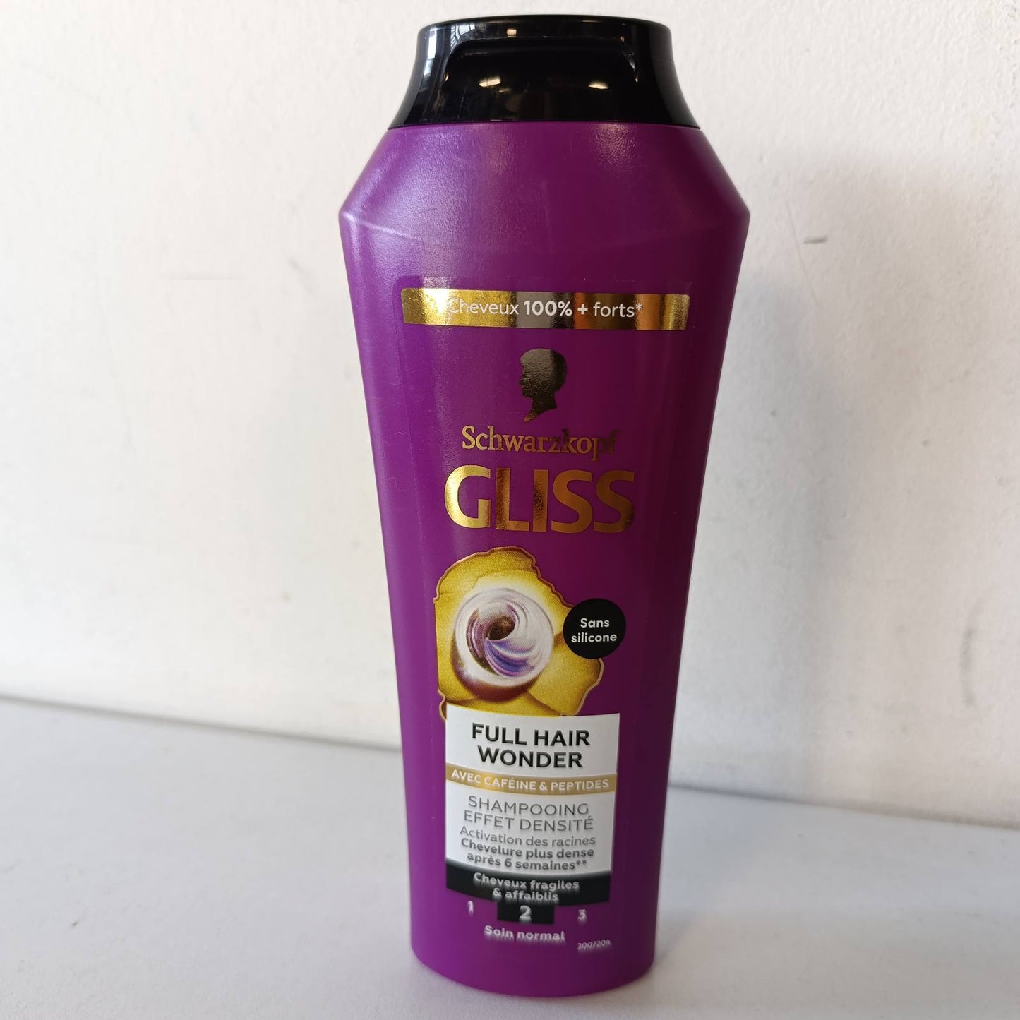 319155 - GLISS - SCHWARZKOPF - Shampo Kondicionuese 250ml - Pa silikon - Aktivizim i rrënjëve - Kafeinë dhe peptide