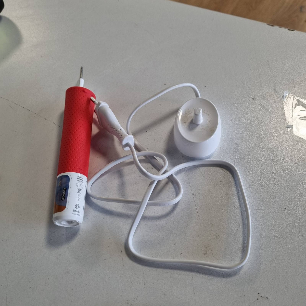 300832 - ORAL-B - Furçë dhëmbësh elektrike Pro për fëmijë, Mbreti Luan, 1 kokë furçe