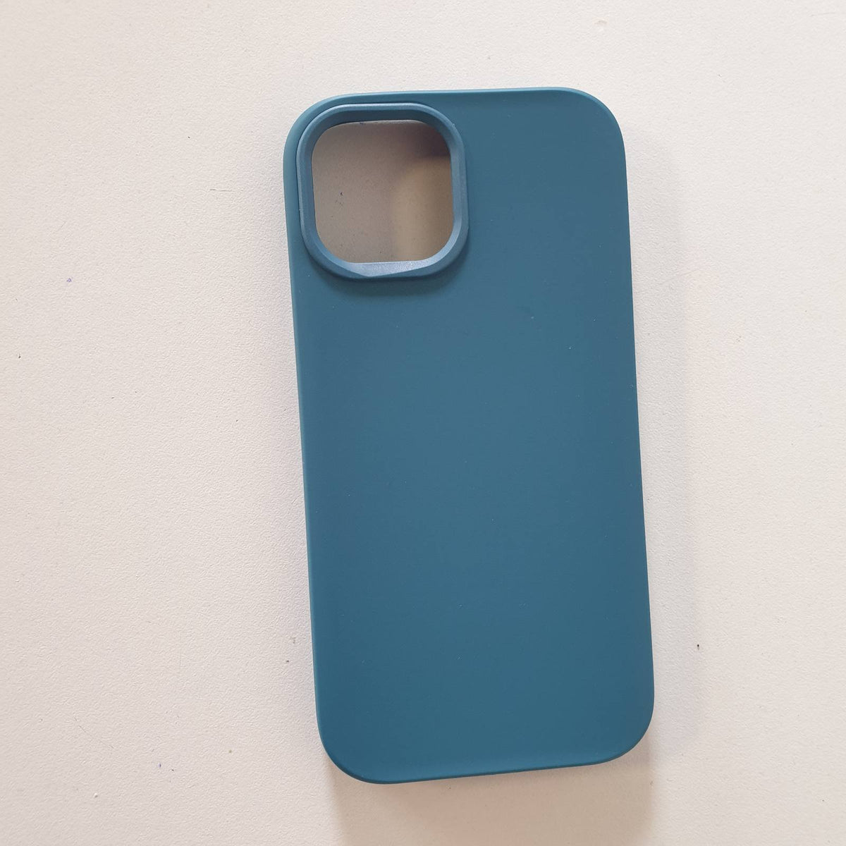 299691 - RHINOSHIELD Mbrojtëse SolidSuit për iPhone 15, e hollë, që thith goditjet, mbrojtje nga rënia deri në 3.5 metra, ngjyra Blu Oqeani