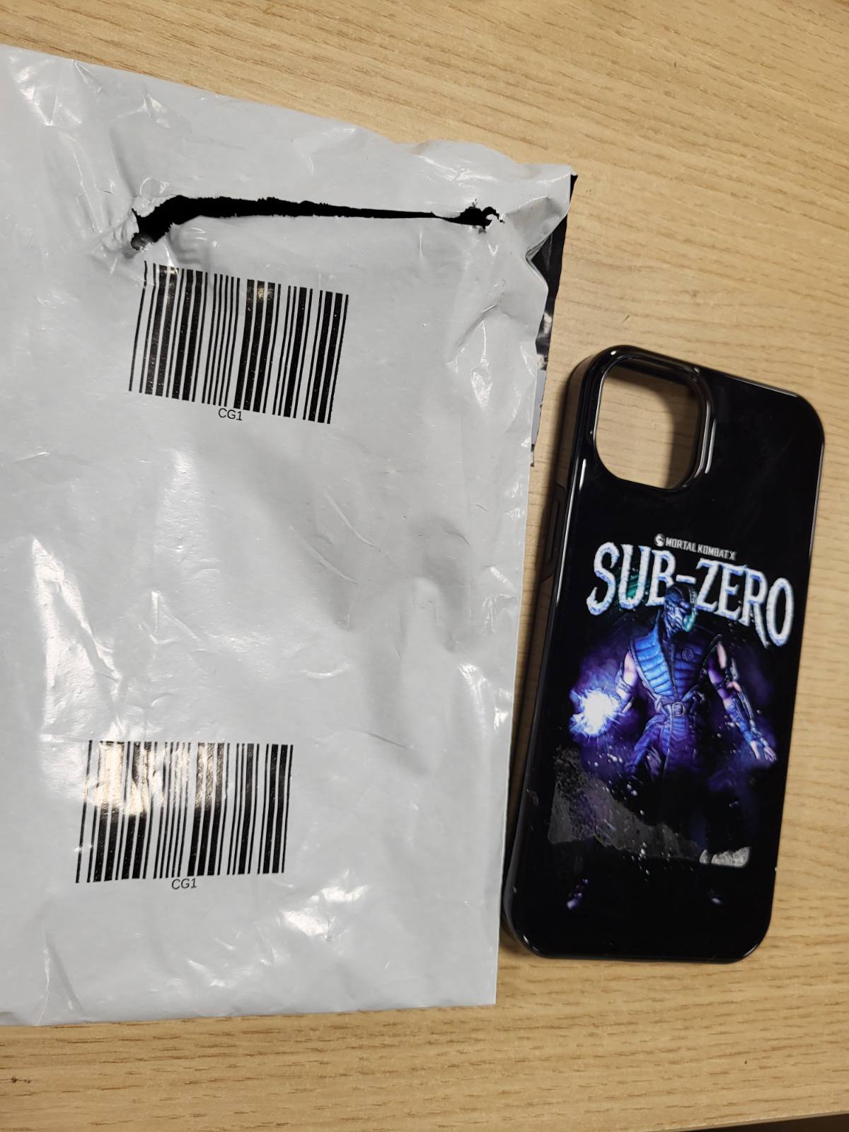 273705 - MBËSHTJELLËSE PËR IPHONE 14 PLUS MORTAL KOMBAT X SUB-ZERO