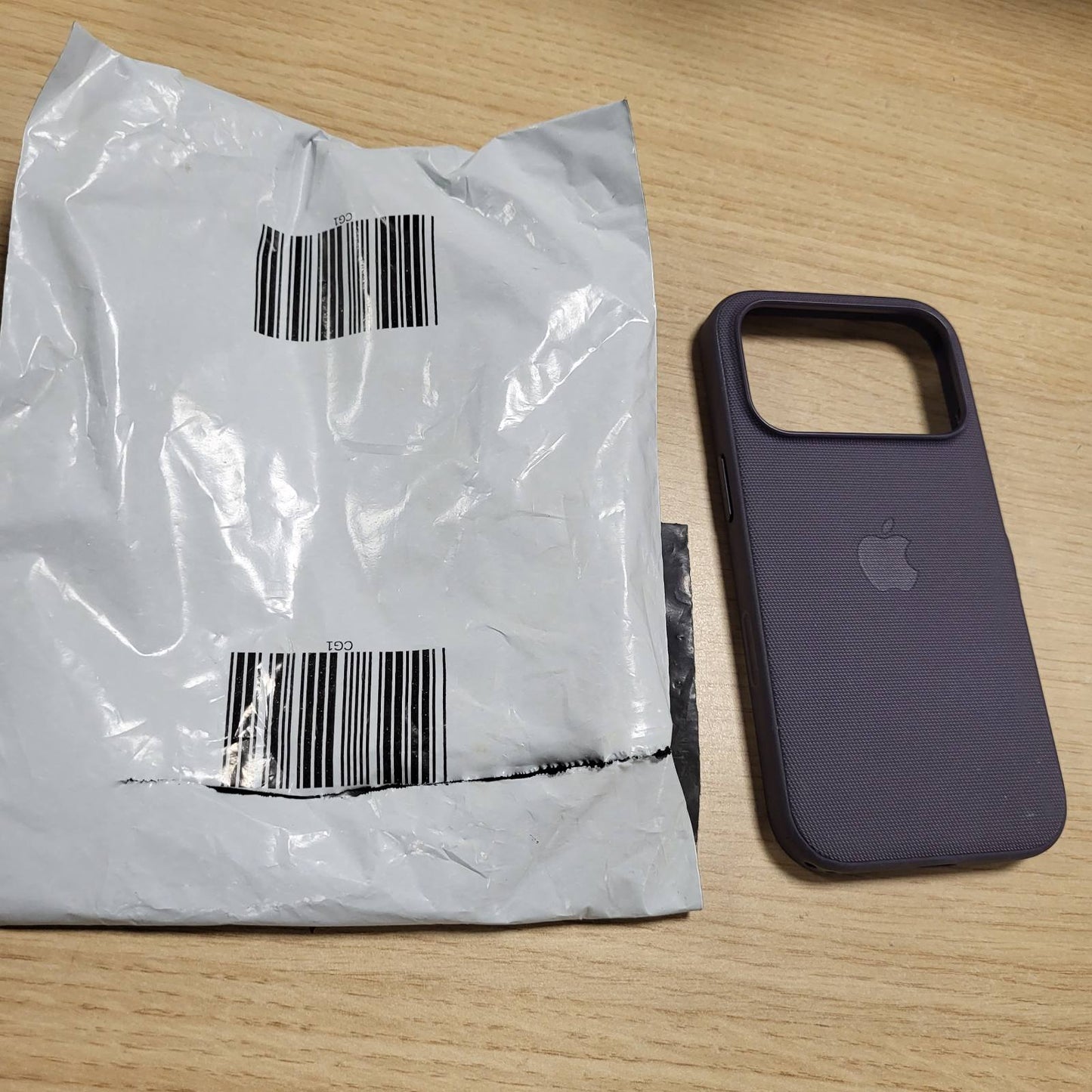 273023 - Mbështjellëse funksionale për Apple iPhone 17 Pro me MagSafe - Vjollcë