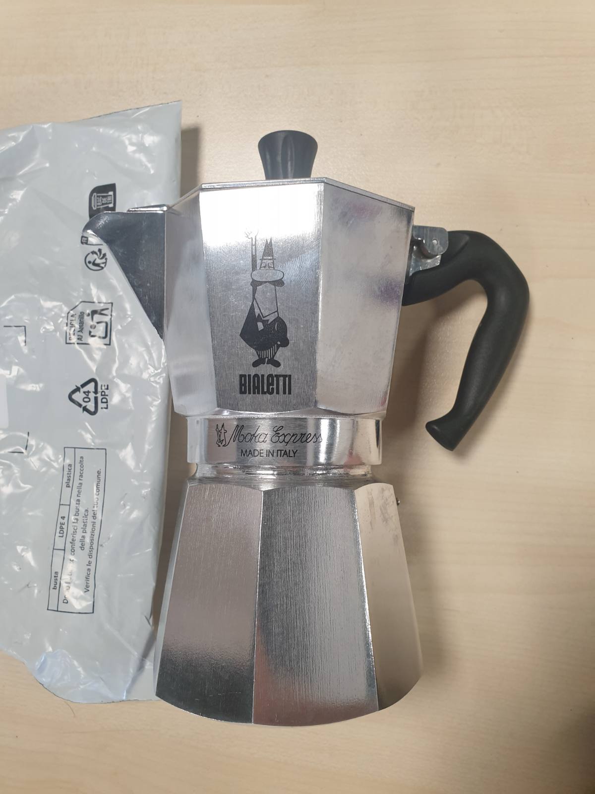 221835 - BIALETTI Moka Express, Makina e Kafesë Espresso për 6 Gota (270ml), Alumini, Argjendi