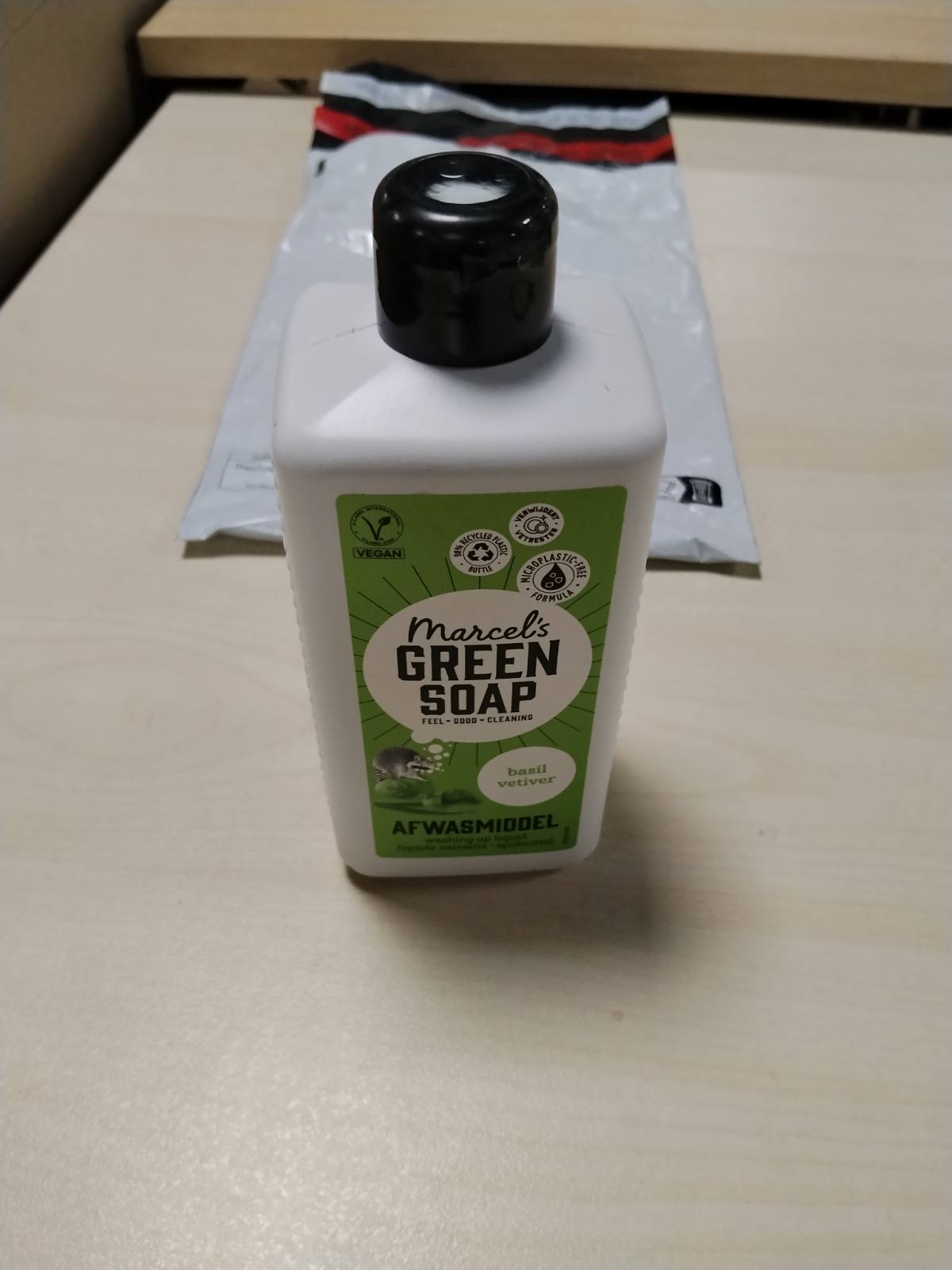 297790 - MARCELO | Sapun i Gjelbër, Lëng për Larjen e Enëve me Borzilok dhe Vetiver, Formulë pa Mikroplastikë, Vegan, Shishe 500ml e Bërë nga 100% Plastikë e Ricikluar, Mund të Mbushet