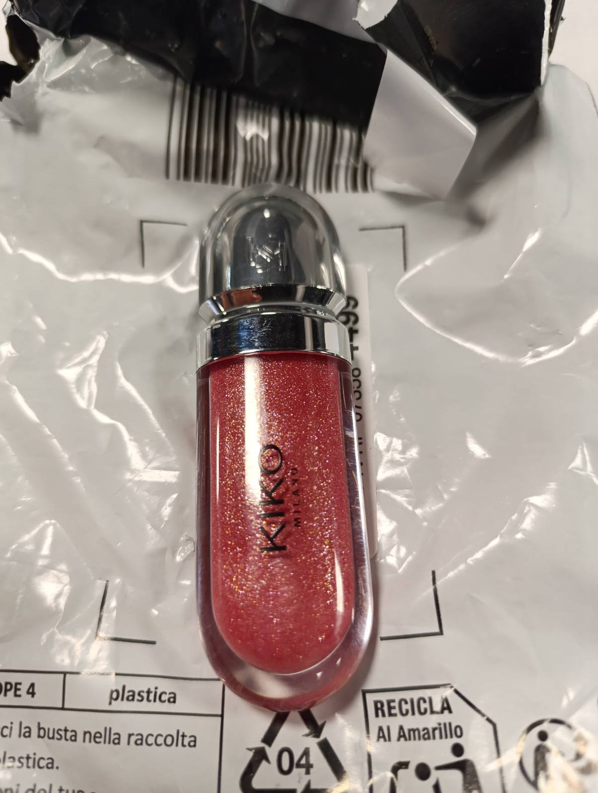 302401 - KIKO MILANO 3D Hydra Lipgloss 17, shkëlqyes buzësh me efekt 3D hidratues dhe voluminues