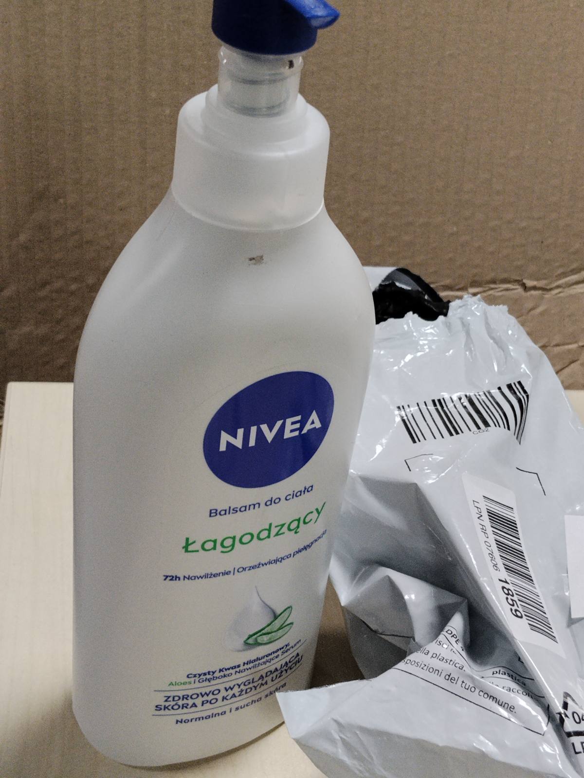 318063 - NIVEA Losion qetësues për trupin 5 në 1 Complete Care me Aloe Vera, me pompë, 625 ml
