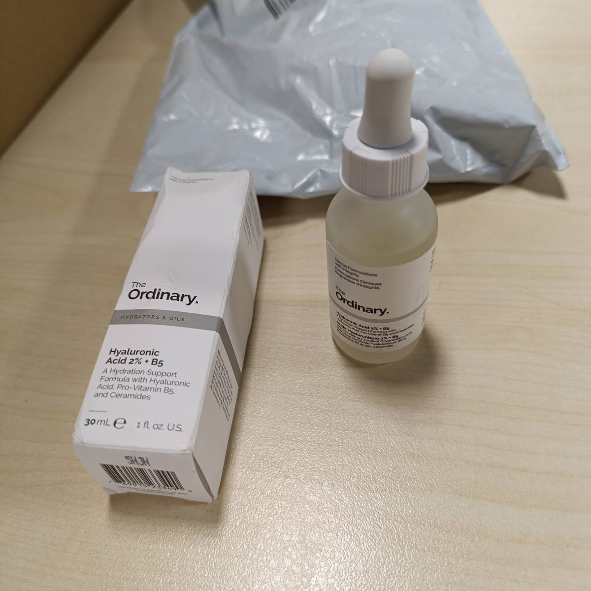 317078 - ACIDI HIALURONIK I ZAKONSHËM 2% + B5 (me Ceramide), Serum hidratues, 30 ml - Depërton thellë për një lëkurë më vitale dhe më të lëmuar