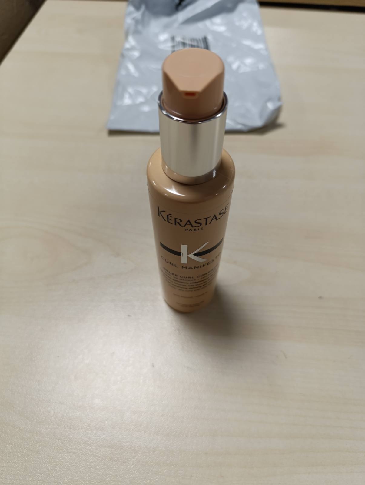 316370 - KERASTASE Curl Manifesto - Xhel-Krem për Përmirësimin e Kaçurrelave - 150 ml