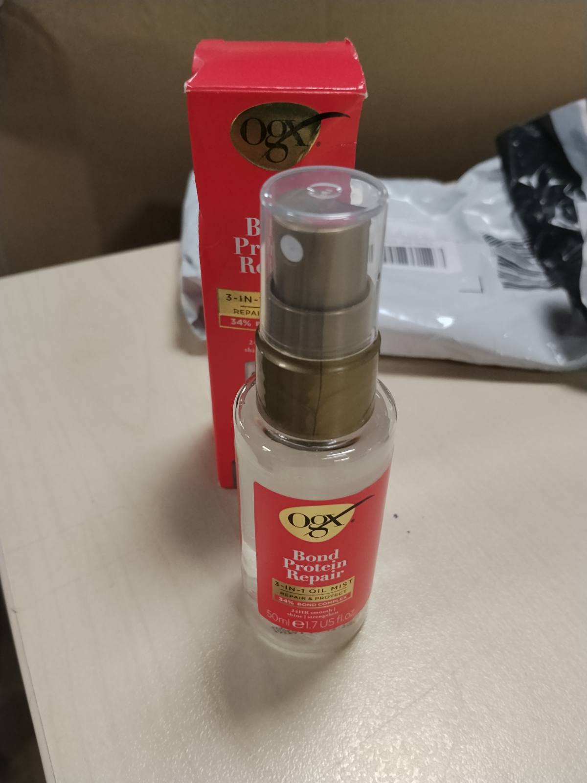 307978 - OGX - Repair and Protect Bond Protein Repair 3-në-1 Oil Mist, 50 ml