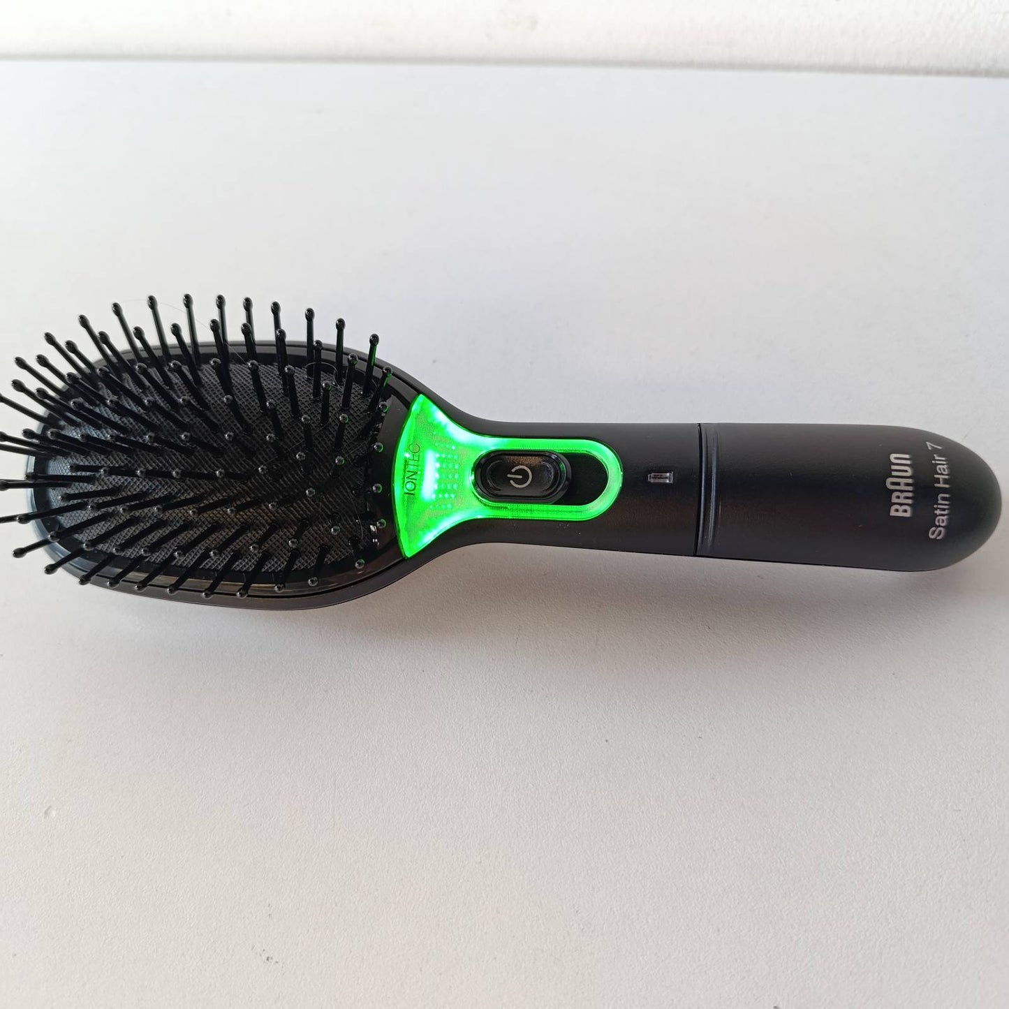 321168 - BRAUN Furçë elektrike BR 710 Satin Hair 7, e zezë