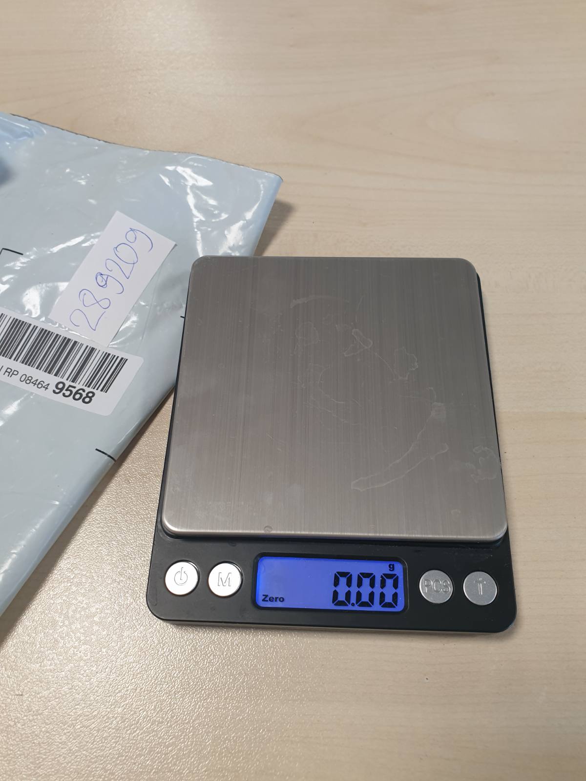 289209 - GRIFEMA Peshore Dixhitale Profesionale Kuzhine, Precizion i Lartë 0.05g-500g, Ekran LCD, 2 Bateri, Funksion Ndalese Automatike, Tare, 6 Njësi Matjeje