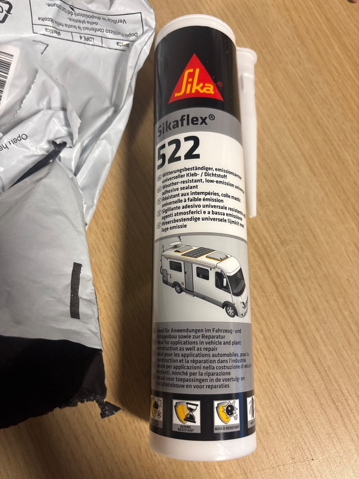 314966 - SIKA Sealant Sikaflex-522 i Bardhë, 300 ml, ideal për nyje, i qëndrueshëm ndaj rrezeve UV dhe ndaj motit