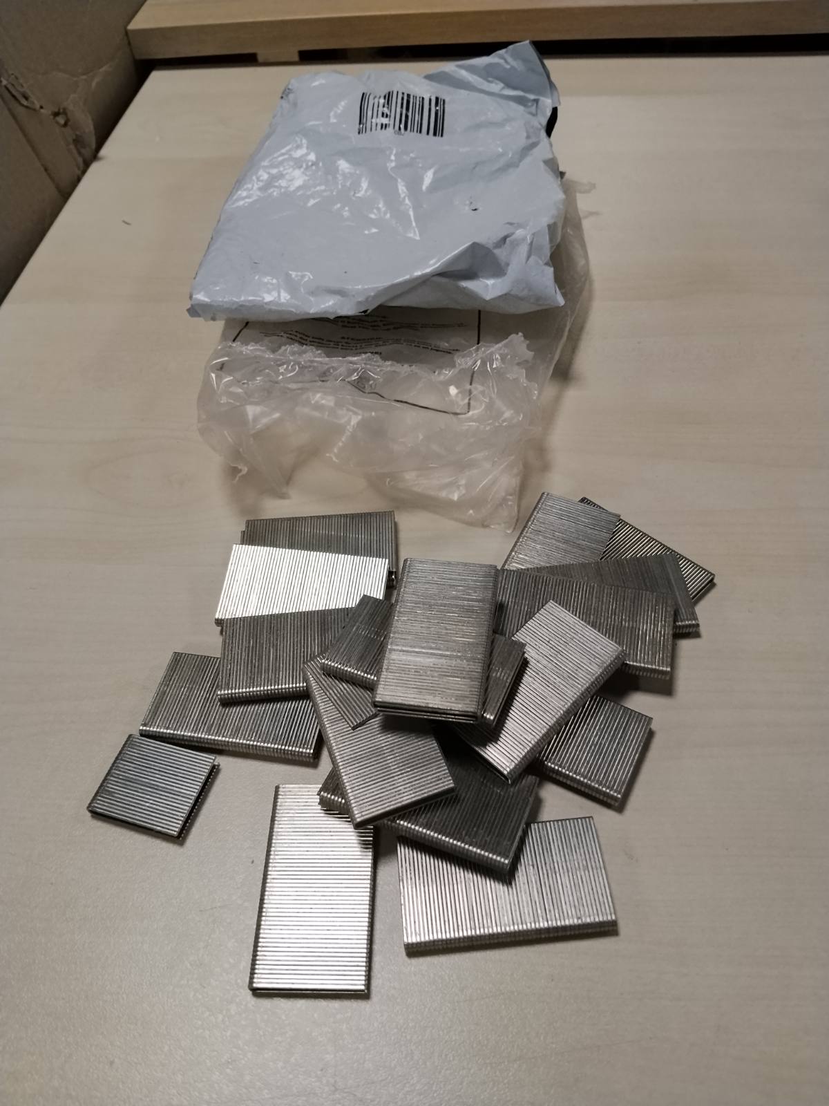 313787 - Kapëse të shpejta me kurorë të ngushtë tipi 90, 35 mm, 1,500 copë