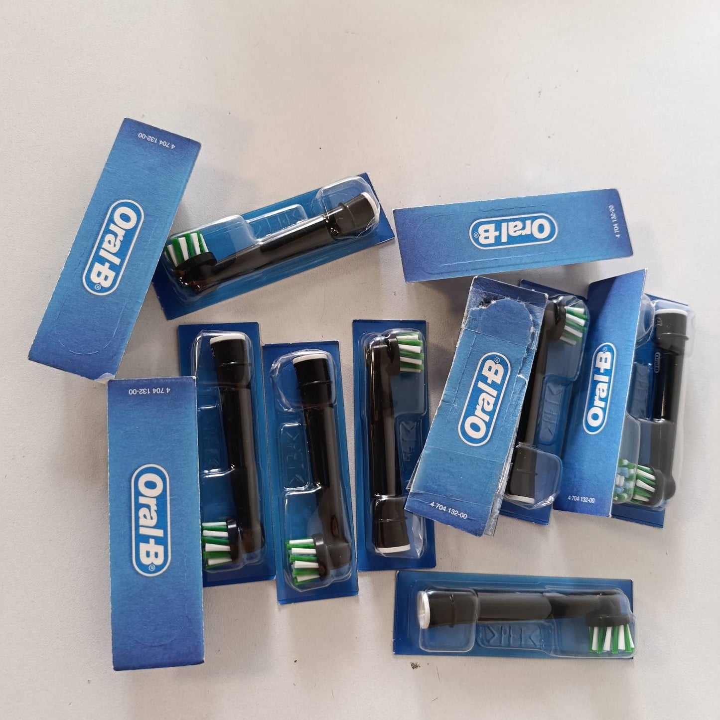 321161 - ORAL-B AUFSTECKBÜRSTEN PRO CROSSACTION - E zezë, 12 pika