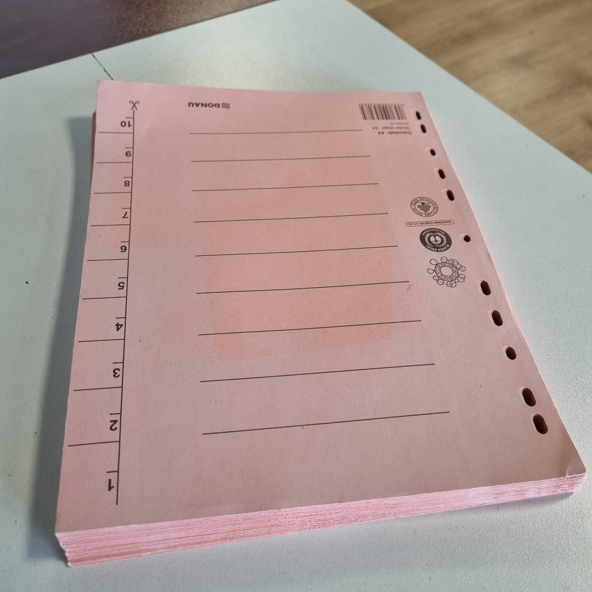 296223 - DONAU 8610001-16 FLETË NDARËSE ME 100 COPË, NGJYRA: ROZË, KARTON I RICIKLUAR 250 G/M², ME PRINTIM TË VIJUAR, REGJISTRA NDARËS ME 4 VRIMA DIN A4