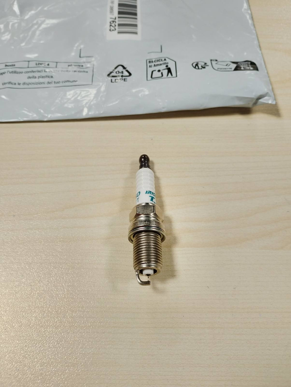 314686 - DENSO Kandela IK20TT, pjesë këmbimi me cilësi origjinale (OE)