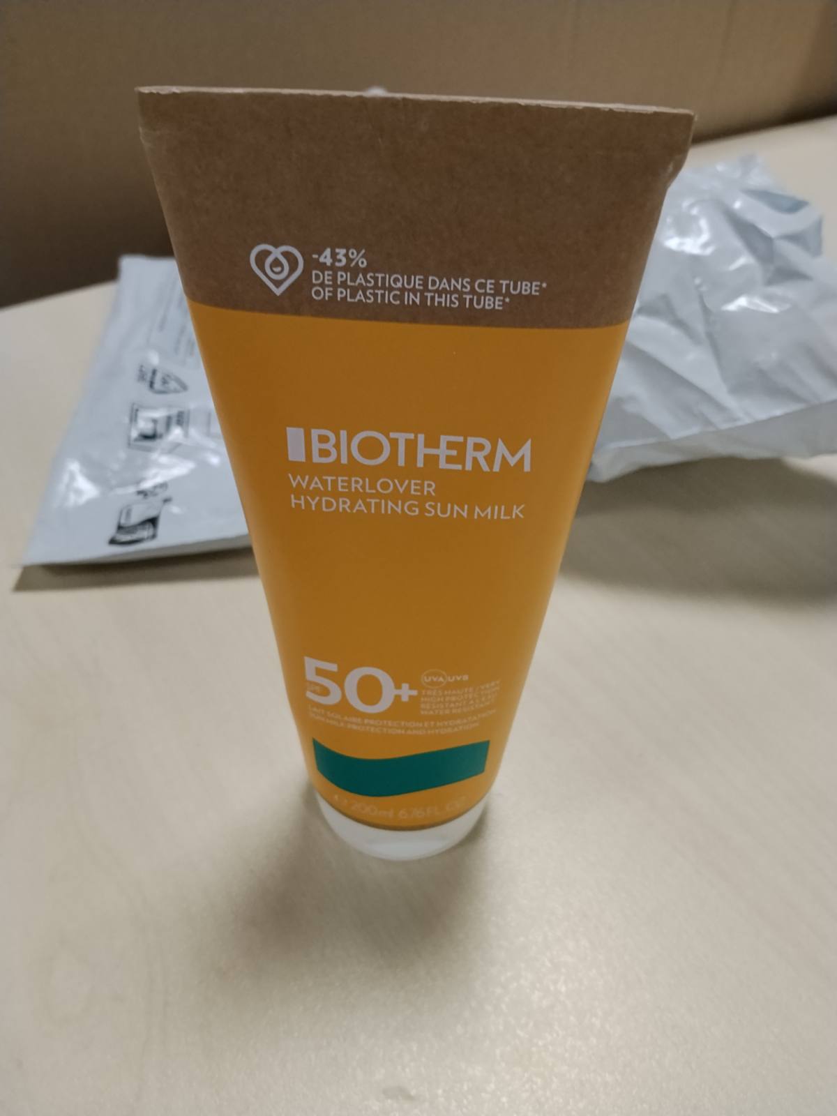 306294 - BIOTHERM Waterlover Locion Hidratues Dielli SPF 50, 200ml, krem kundër diellit rezistent ndaj ujit
