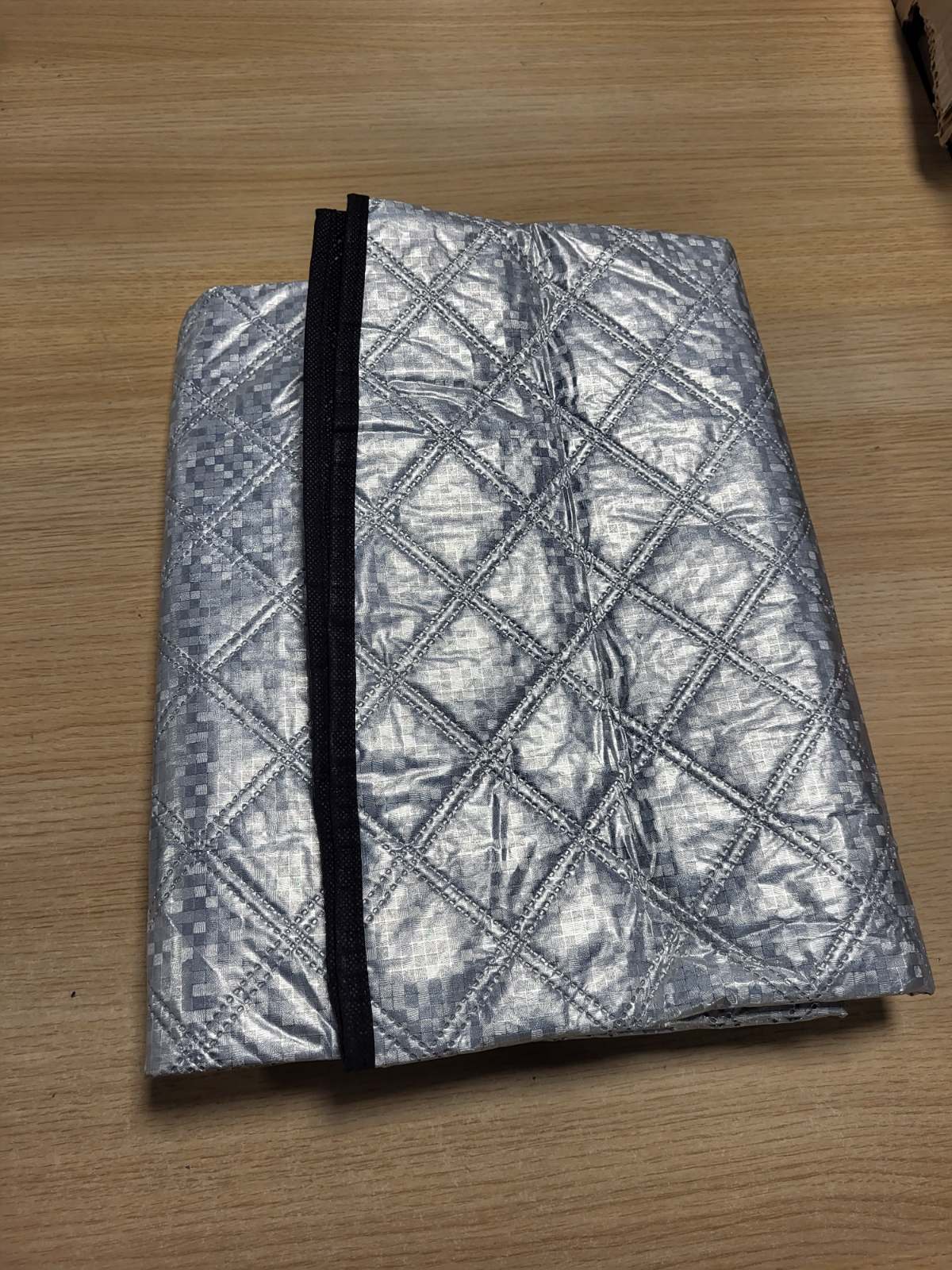 335488 - GADLANE Mbulesë Xhami të Makinës, Magnetike