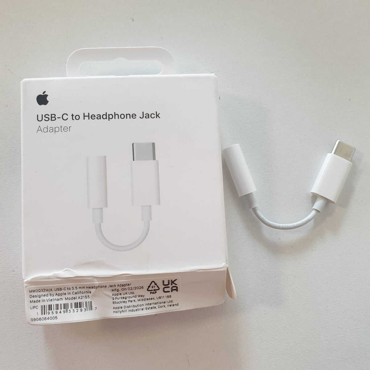 305581 - APPLE Adaptor USB-C në Mini-Jack 3.5 mm