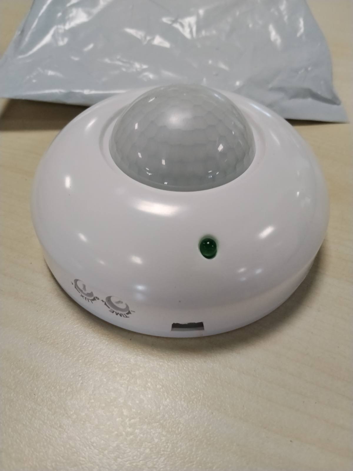 335136 - Detektor lëvizjeje me infra të kuqe IP20, sensor PIR 360, montim në tavan, 6 m, i bardhë