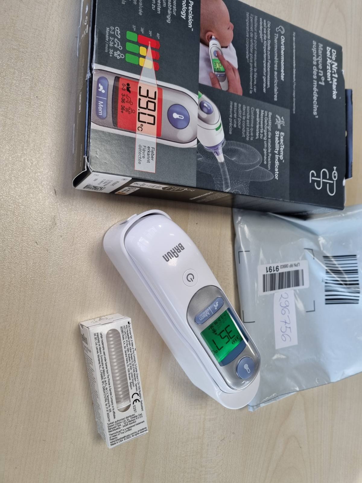 296756 - BRAUN Termometër veshi ThermoScan 7 BRAIRT6520 | Teknologjia e Precizionit Age | Ekran dixhital me kodim ngjyrash | Miqësor për foshnje dhe fëmijë të vegjël
