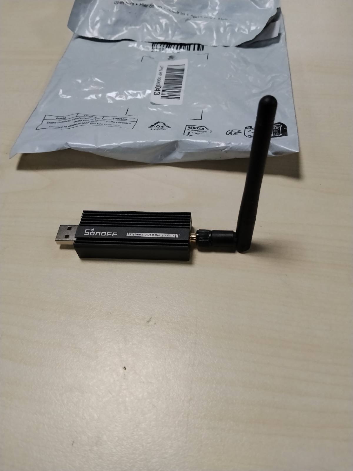 313608 - SONOFF Zigbee 3.0 USB Dongle Plus, Zigbee Gateway TI CC2652P + CP2102N USB Stick, Qendër Zigbee për ZHA në Asistentin e Shtëpisë ose Zigbee2MQTT, Open HAB