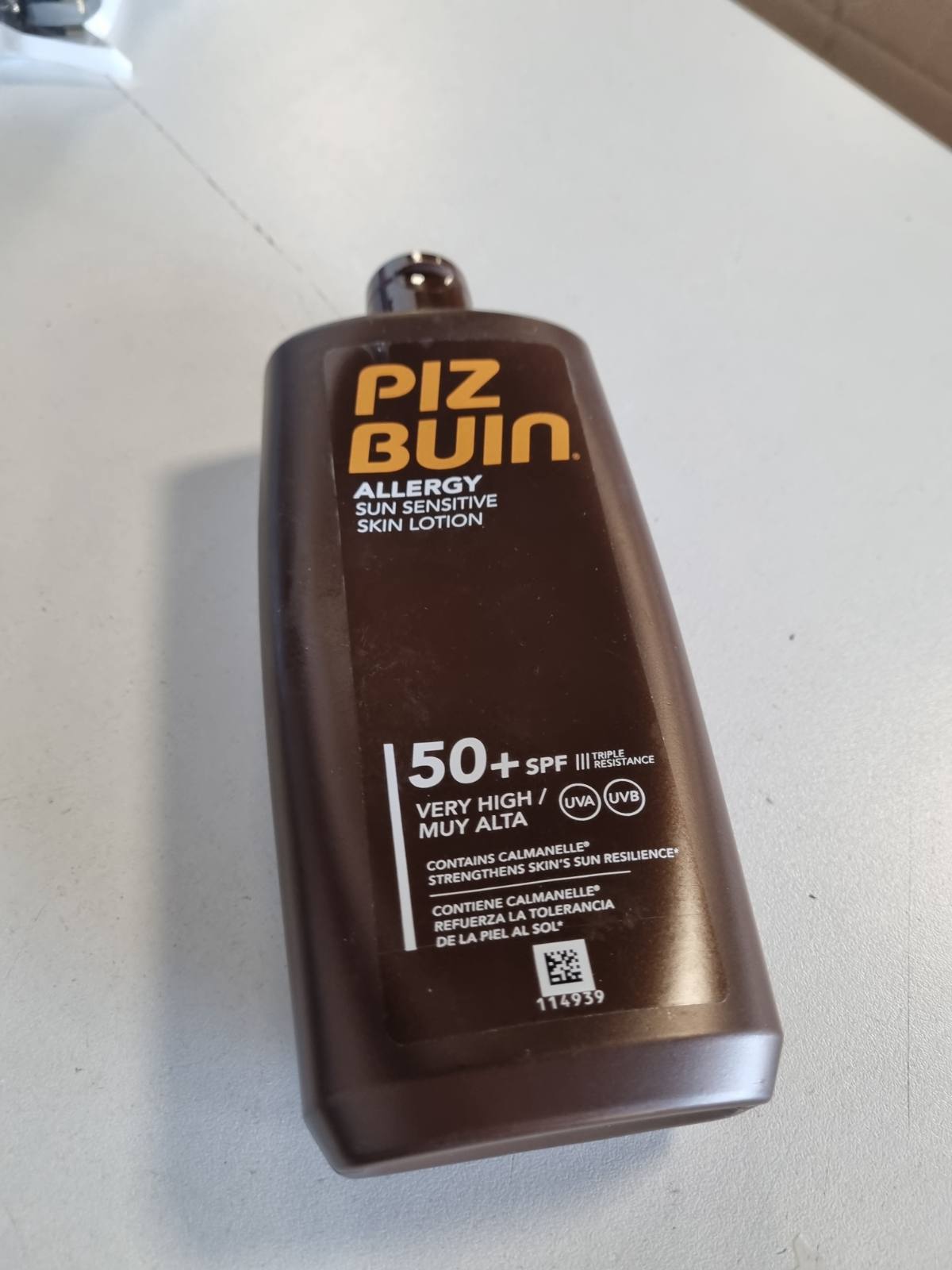 336417 - PIZ BUIN Qumësht Dielli për Trupin Allergy, Mbrojtje Shumë e Lartë SPF 50+, 400 ml